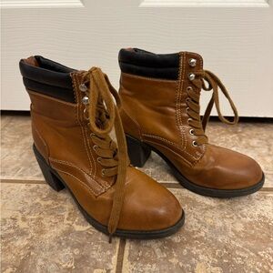 Brown/Black Leather Heeled Tie-Up Boots